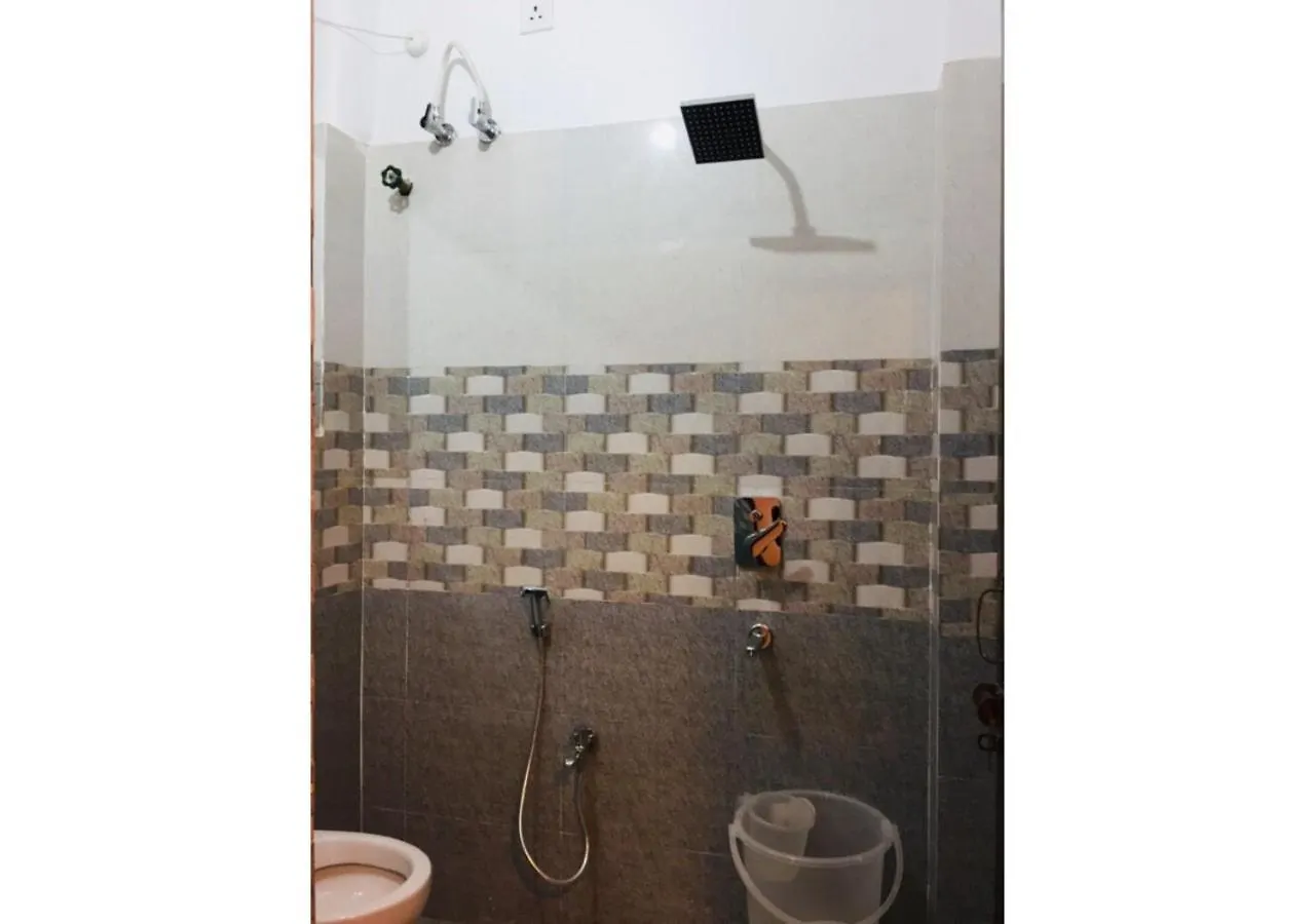*** Hotel Chandra Home Stay Varanasi India